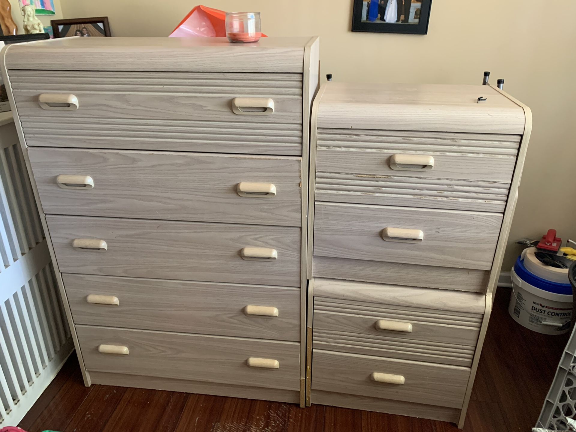 Bed too dresser and night stand