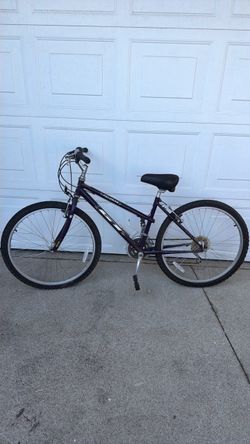 GT Palomar Purple Mountain Bike