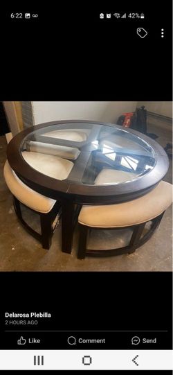 Round Coffee Table with 4 Ottomans