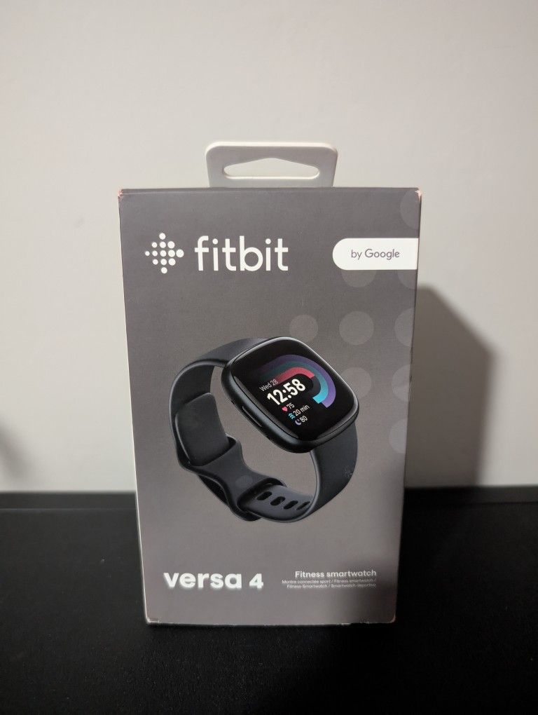 Fitbit Versa 4 Watch