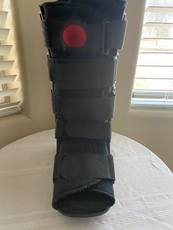 Medical Boot-Size Small