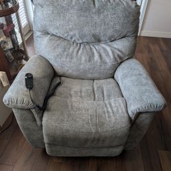La-Z-Boy Recliner With Lift Assist