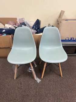 Dining chair - Eames-Style Shell Chairs