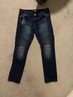 32 Jeans