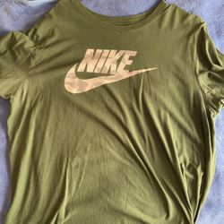 old nike shirt 
