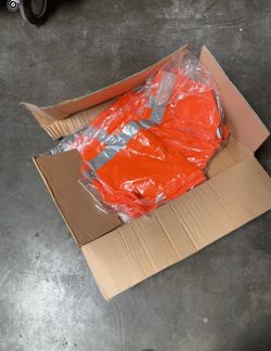13pc. Brand New 3-pocket ANSI Class 2 Safety Vest