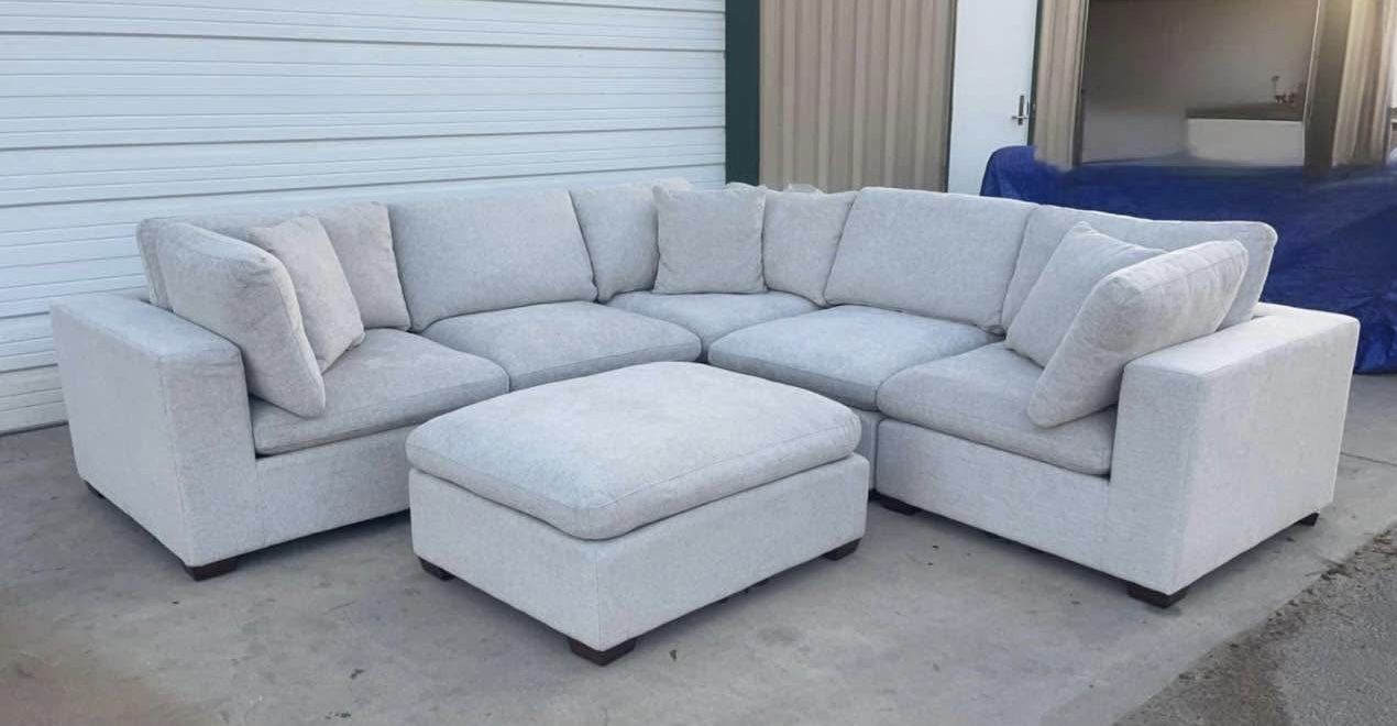 6 PIECE MODULAR SECTIONAL WITH OTTOMAN