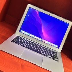 Apple MacBook Air 13” I5/8GB/256GB SSD $180