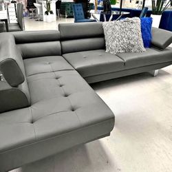 Sectional Sofa 