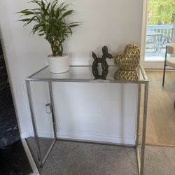 Modern Mirrored Console Table