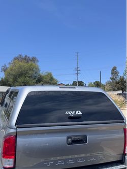 A.R.E Camper shell