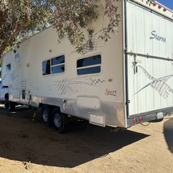 2005 Forest River Sierra Fithwheel 