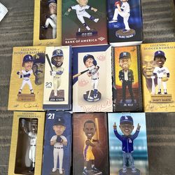La dodgers Bobbleheads lot