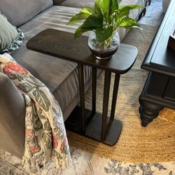 FURNIREM C-Shaped Wood Solid Wood End Table 