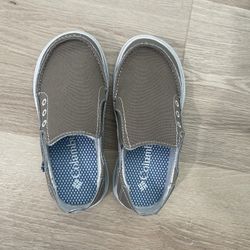 Boys Columbia Shoes Size 10