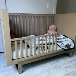 Crate and Barrel Crib with Toddler Rail