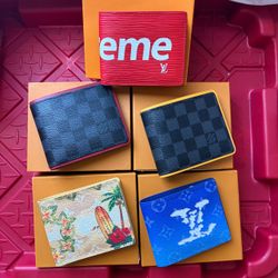 DESIGNER WALLETS W/BOX