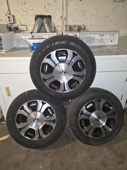 2013 civic wheels and headlight