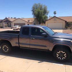 2018 Toyota Tacoma - SR Pickup 4D 6 ft