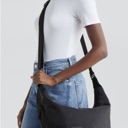 Beis Crescent Catchall