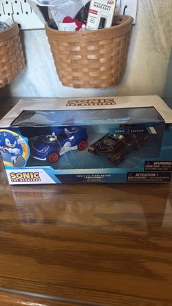 Sonic & Shadow All-Stars Racing Transformed Pull Back Racer Set