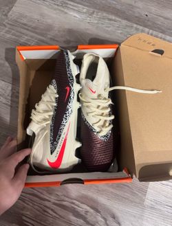 Nike United 003 Soccer Cleats