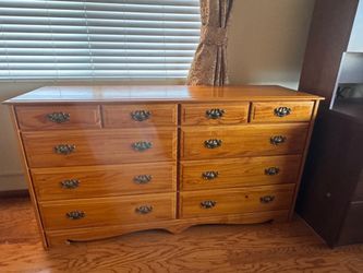 Dresser with 2 night stands