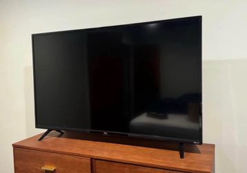 TCL Roku 50" Smart LED HD TV