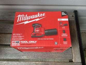 Milwaukee M18 18V Lithium-Ion Cordless 1/4 Sheet Sander .  Brand NEW.  Tool Only.