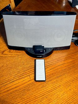 Bose SoundDock II W/ BlueTooth/Remote