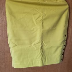 Yellow skirt with Brass buttons