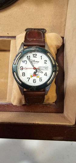 1990's Disney Time Works Mickey Mouse Running Watch