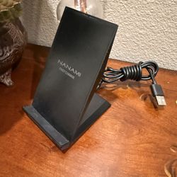 NANAMI - iPhone Fast Charging Station