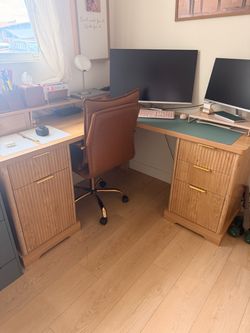 Wayfair brand new desk