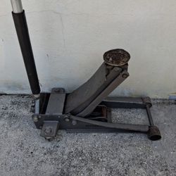 Pittsburgh  3 Ton Low Profile Floor Jack "Item Is Available"