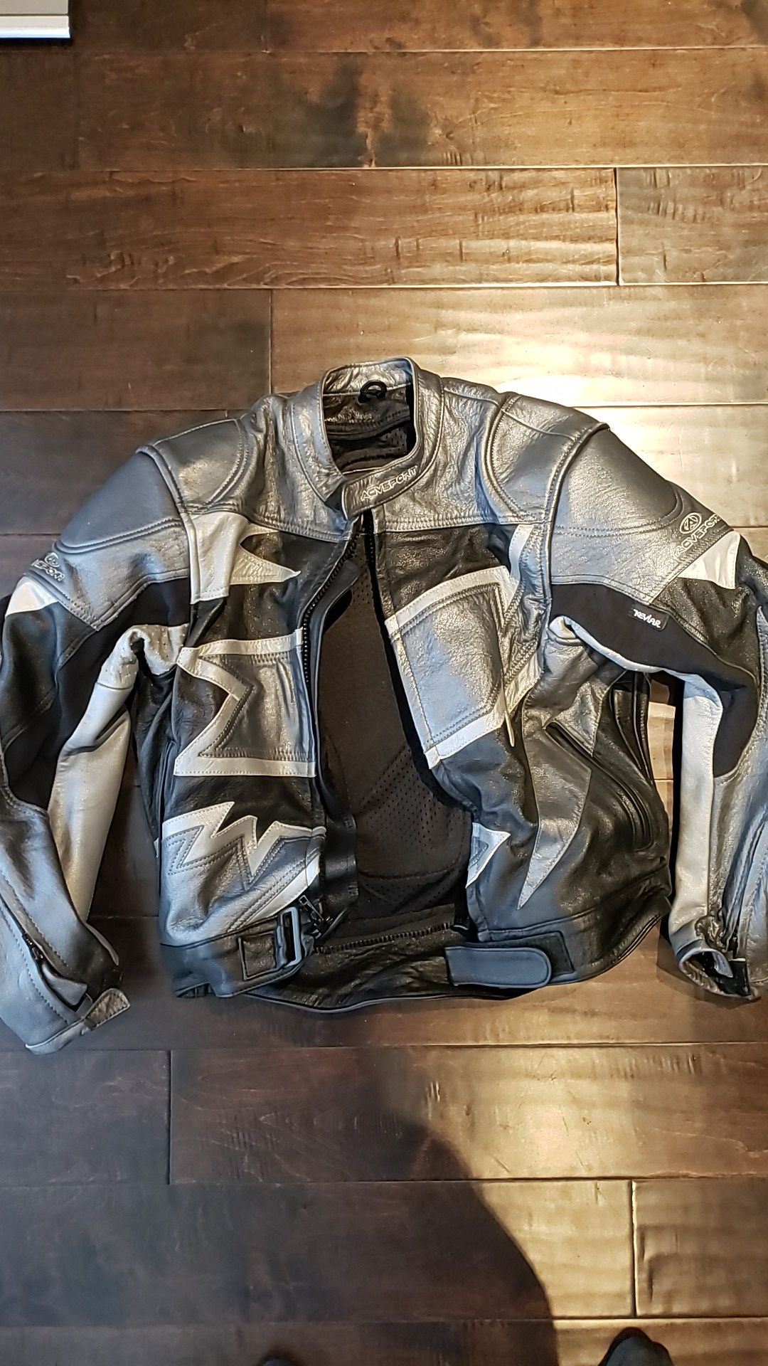 AGV HEAVY THICK PADDED LEATHER KEVLAR MOTORCYCLE JACKET SIZE 48