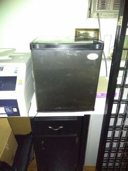 Mini fridge