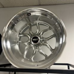 Rines Anchos 17” 17x11 5 Birlos Y Llantas 315/35r17 