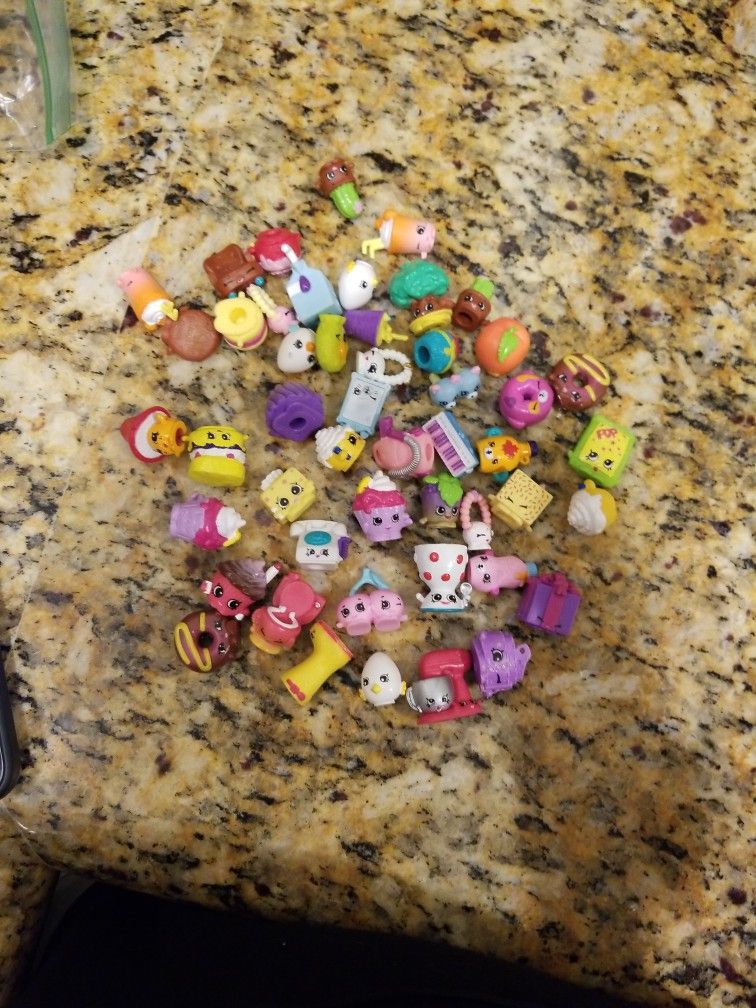 49 Shopkins