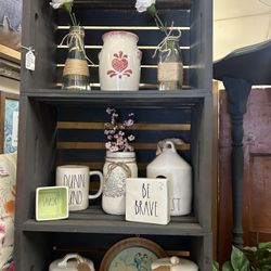 Unique 3 Tier Vintage Wood Crate Shelf