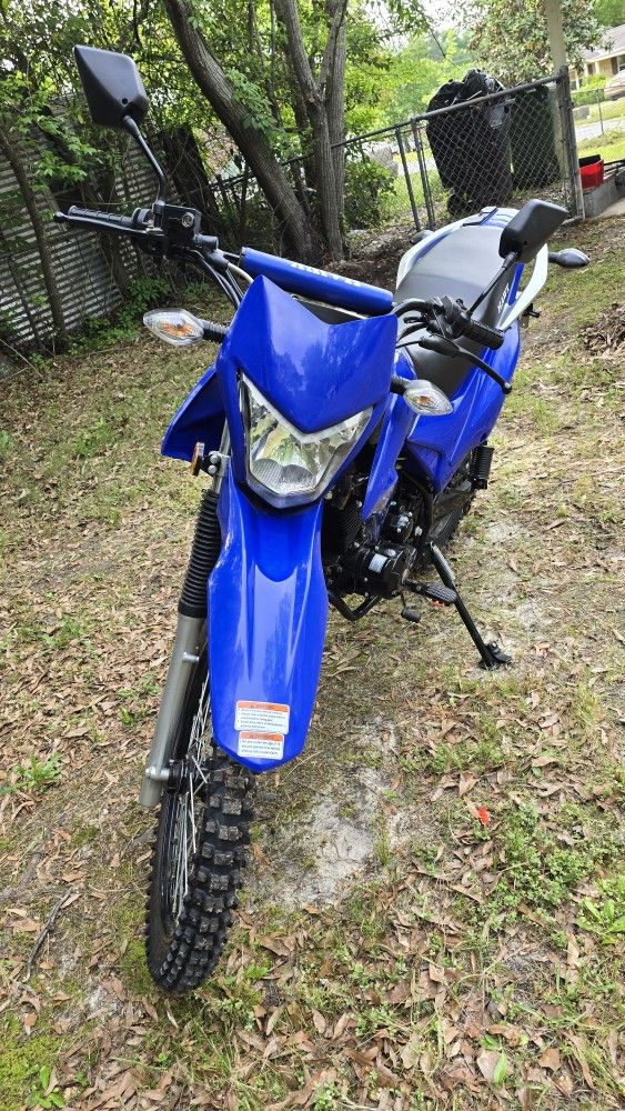 2021 Hawk 250
