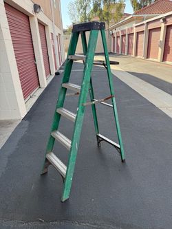 Husky 6fts Escalera