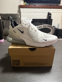Nike Air Max 270 Sz. 9.5 