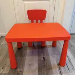 IKEA MAMMUT children’s table and chair Set