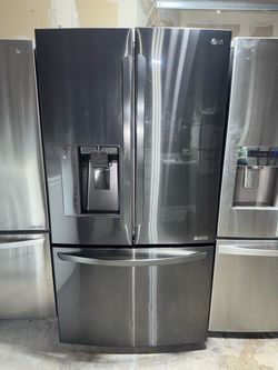 Refrigerador LG black stainles counter deep everything working 3 Month Warranty we Deliver