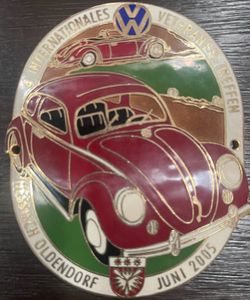 German V.W. Split-Oval window Bug Badge.