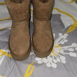 Uggs Boots Size 11