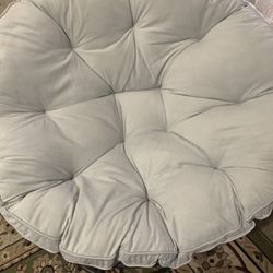 Round Chair