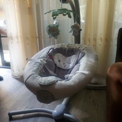 baby swing 