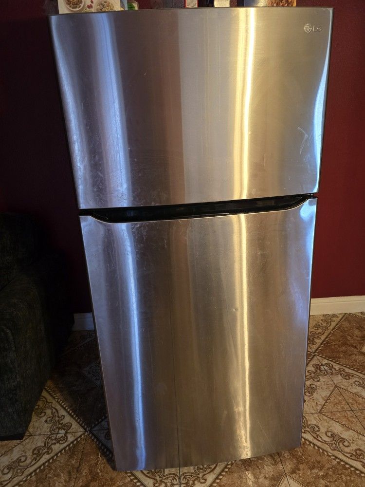 LG Refrigerator 